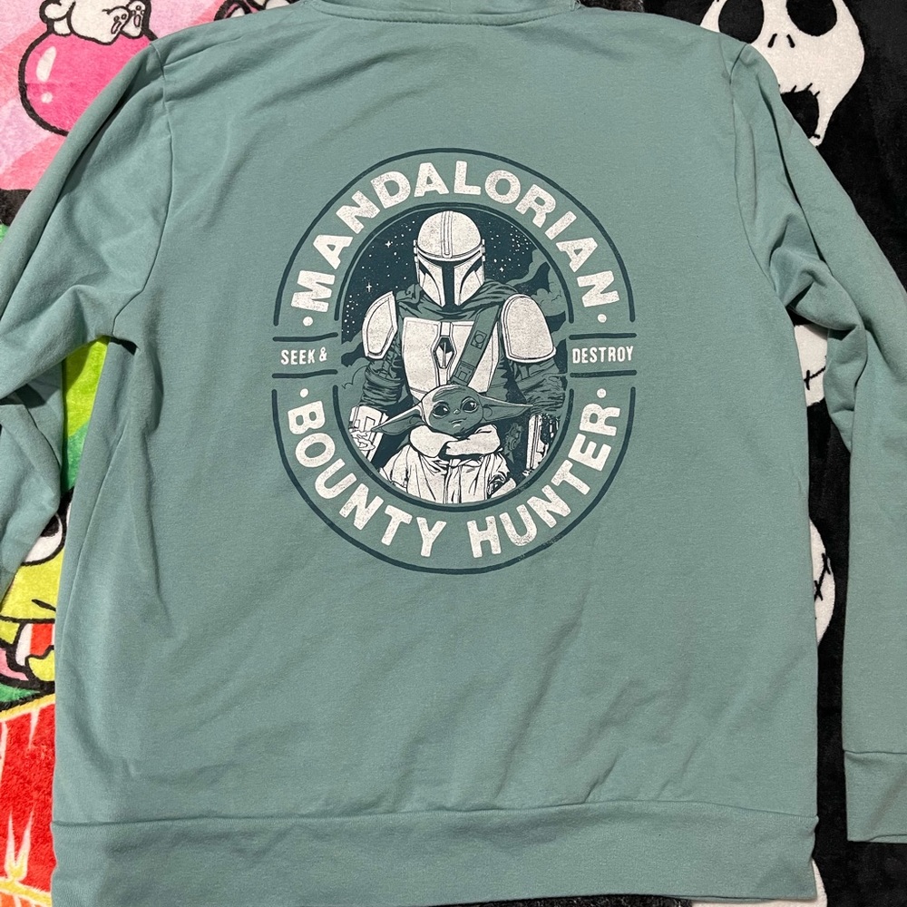 Star Wars Mandalorian hoodie. Size L